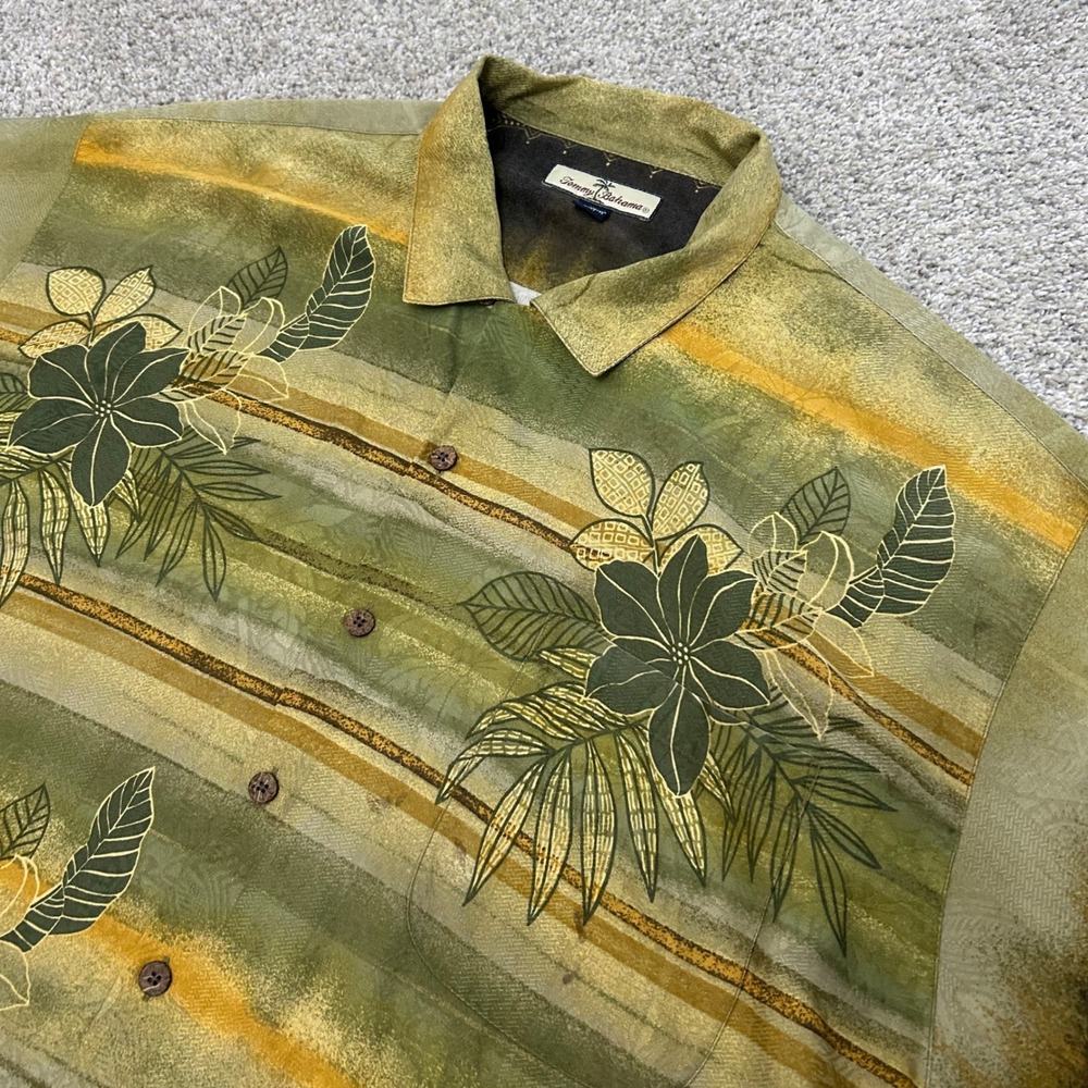 Tommy Bahama Button Up Shirt XXL Green Silk Tropical Floral Camp Shirt